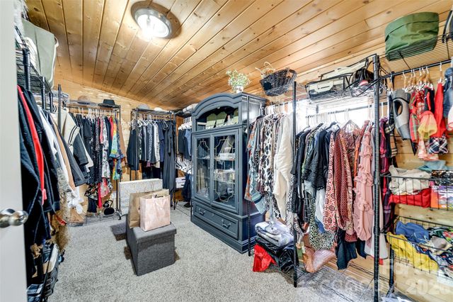 67 Watauga Heights Road, Franklin, NC 28734