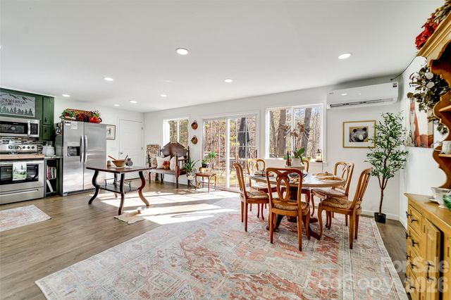 67 Watauga Heights Road, Franklin, NC 28734