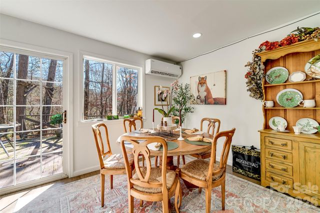 67 Watauga Heights Road, Franklin, NC 28734