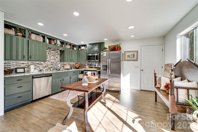 67 Watauga Heights Road, Franklin, NC 28734