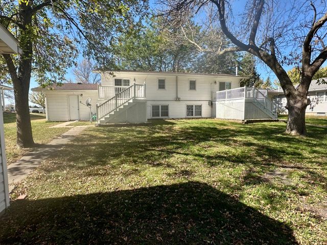 1429 31 Spartan Avenue, Albert Lea, MN 56007