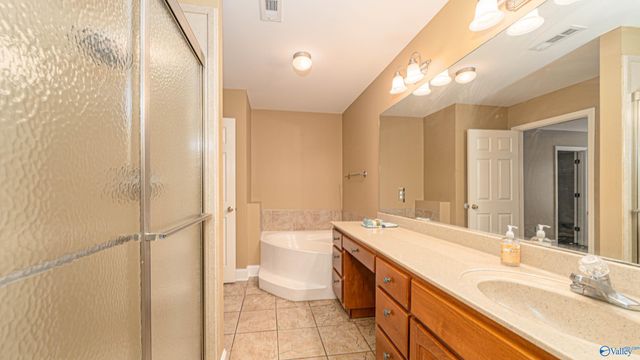 5311 Frankford Drive, Owens Cross Roads, AL 35763