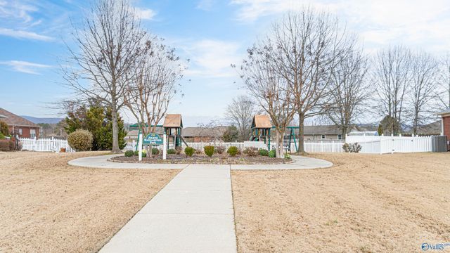 5311 Frankford Drive, Owens Cross Roads, AL 35763