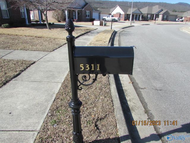 5311 Frankford Drive, Owens Cross Roads, AL 35763