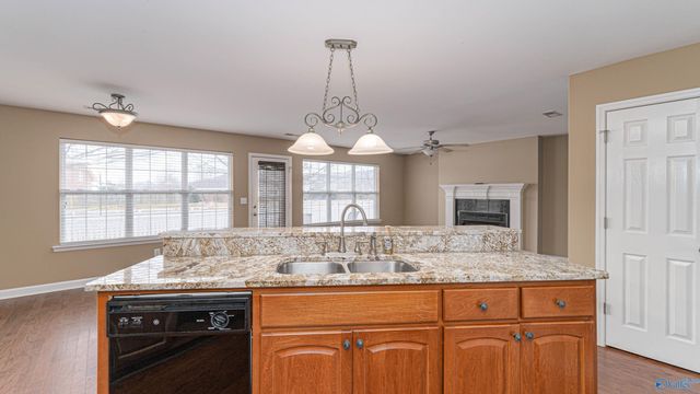 5311 Frankford Drive, Owens Cross Roads, AL 35763