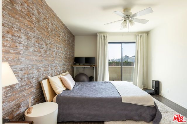2121 Beloit Avenue 301, Los Angeles, CA 90025