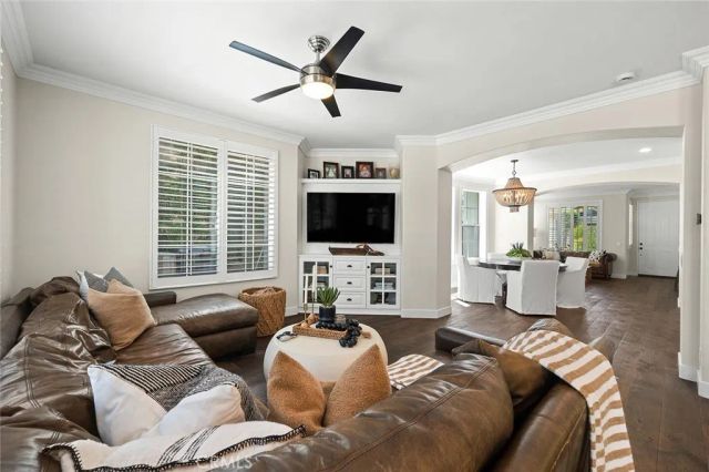 9 Baudin Cir, Ladera Ranch, CA 92694