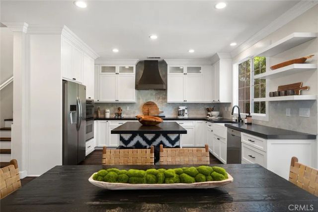 9 Baudin Cir, Ladera Ranch, CA 92694