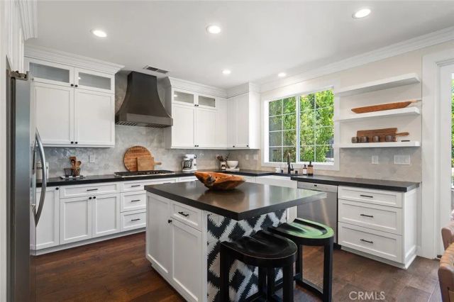 9 Baudin Cir, Ladera Ranch, CA 92694