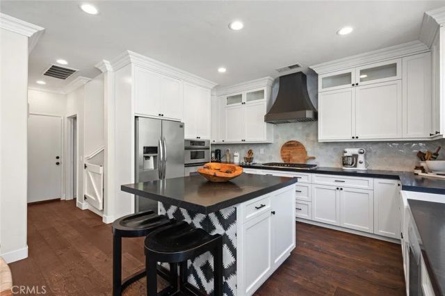 9 Baudin Cir, Ladera Ranch, CA 92694