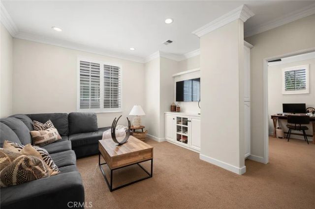 9 Baudin Cir, Ladera Ranch, CA 92694