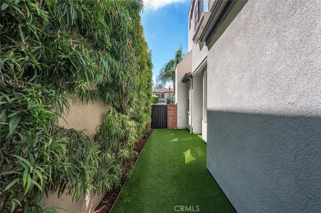 9 Baudin Cir, Ladera Ranch, CA 92694