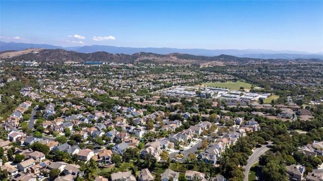 9 Baudin Cir, Ladera Ranch, CA 92694