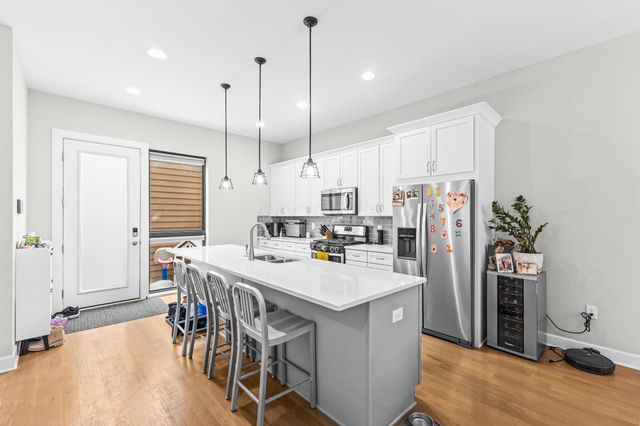 306 Neruda Avenue, Columbus, OH 43215