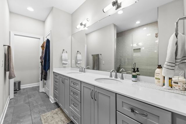 306 Neruda Avenue, Columbus, OH 43215