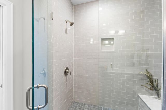 306 Neruda Avenue, Columbus, OH 43215