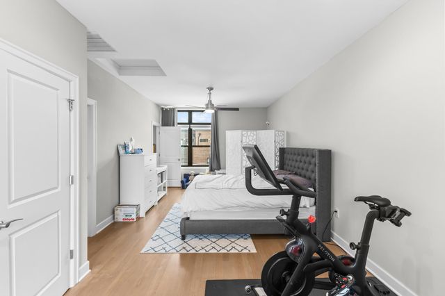 306 Neruda Avenue, Columbus, OH 43215