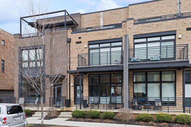 306 Neruda Avenue, Columbus, OH 43215