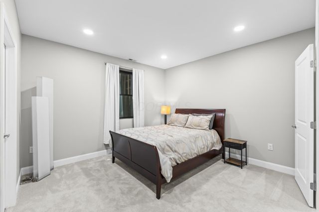 306 Neruda Avenue, Columbus, OH 43215