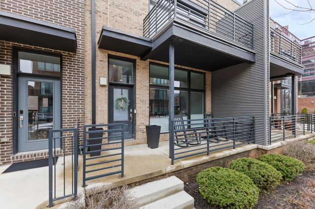 306 Neruda Avenue, Columbus, OH 43215