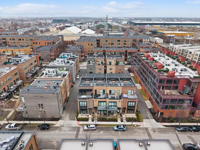 306 Neruda Avenue, Columbus, OH 43215