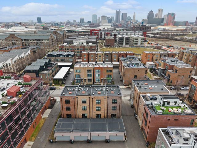 306 Neruda Avenue, Columbus, OH 43215