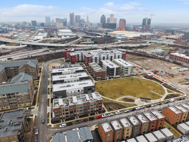 306 Neruda Avenue, Columbus, OH 43215