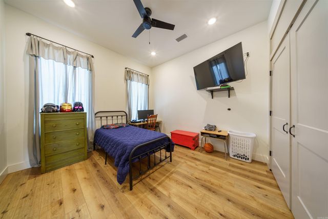 13 Joseph Ln, Cave City, AR 72521