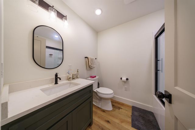 13 Joseph Ln, Cave City, AR 72521