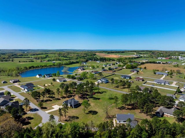 13 Joseph Ln, Cave City, AR 72521