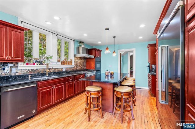 129 Munn Avenue, East Orange, NJ 07018