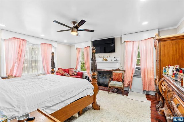 129 Munn Avenue, East Orange, NJ 07018