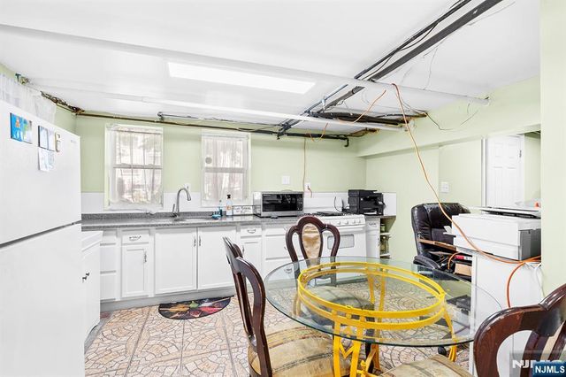 129 Munn Avenue, East Orange, NJ 07018