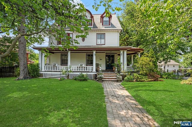 129 Munn Avenue, East Orange, NJ 07018
