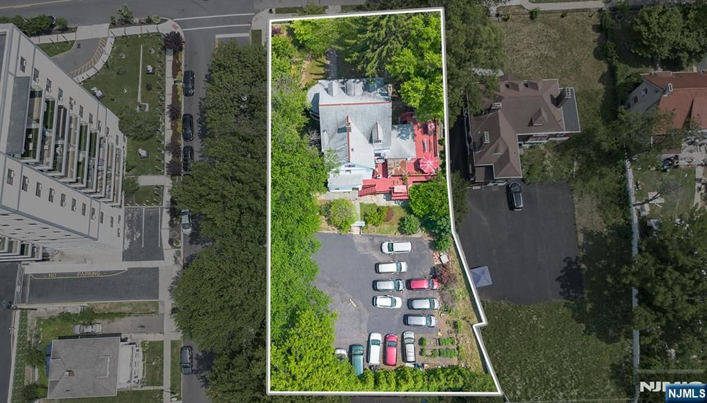 129 Munn Avenue, East Orange, NJ 07018