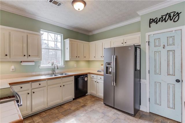 4990 Poplar Springs Circle, Gainesville, GA 30507