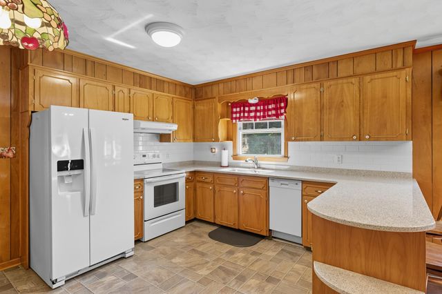 2466 LITTLE GAP RD, Elkton, VA 22827