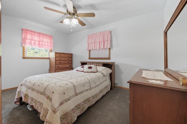 2466 LITTLE GAP RD, Elkton, VA 22827