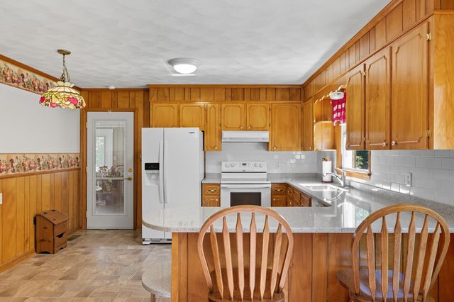 2466 LITTLE GAP RD, Elkton, VA 22827