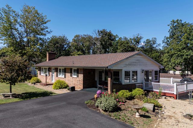 2466 LITTLE GAP RD, Elkton, VA 22827