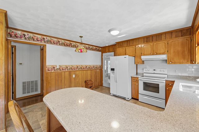 2466 LITTLE GAP RD, Elkton, VA 22827