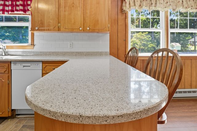 2466 LITTLE GAP RD, Elkton, VA 22827