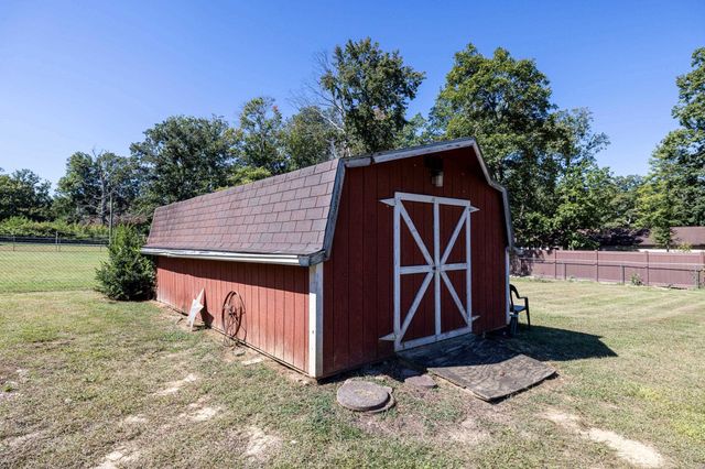 2466 LITTLE GAP RD, Elkton, VA 22827