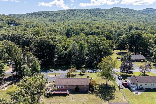 2466 LITTLE GAP RD, Elkton, VA 22827