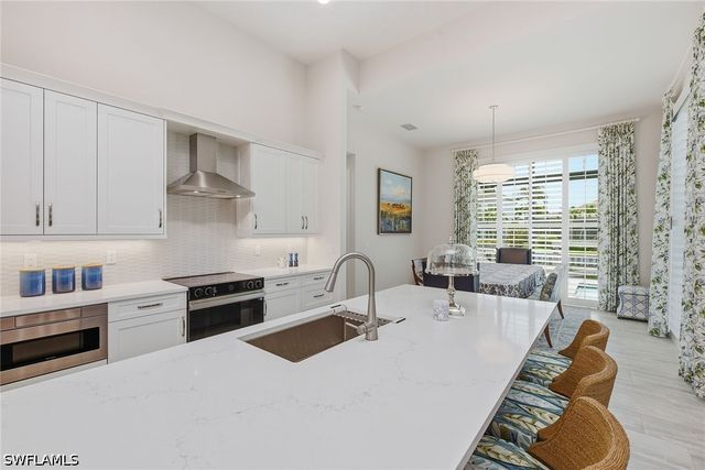 931 Ivory CT, Marco Island, FL 34145
