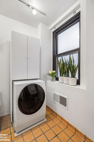 4 E 70th St Apt 7C, New York City, NY 10021