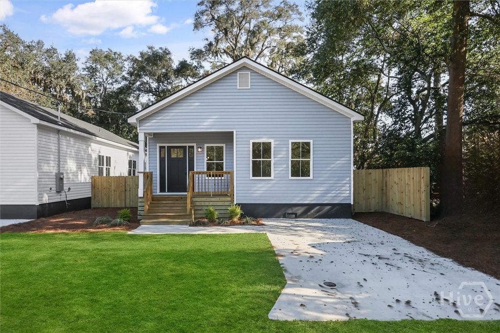 Image 1 of property listing at 5404 Mildred Street, Savannah, GA 31405