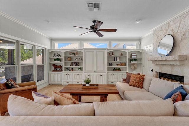 3605 Douglas DR, Horseshoe Bay, TX 78657