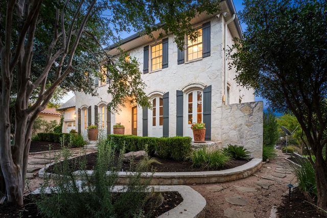 3605 Douglas DR, Horseshoe Bay, TX 78657