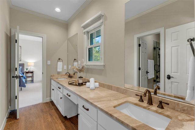 3605 Douglas DR, Horseshoe Bay, TX 78657